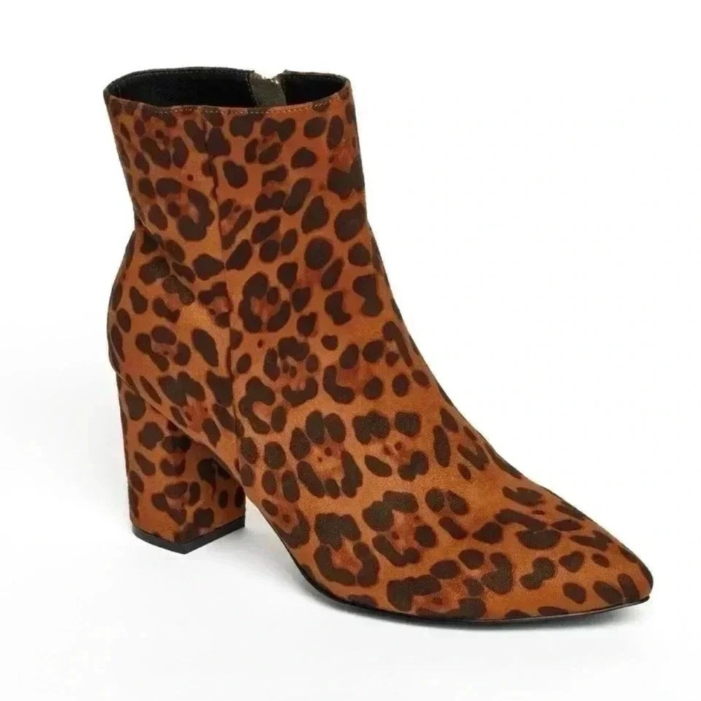 NIB Smash Shoes Women's Chiku Chunky Heels Ankle Boots -10 Women's Shoes